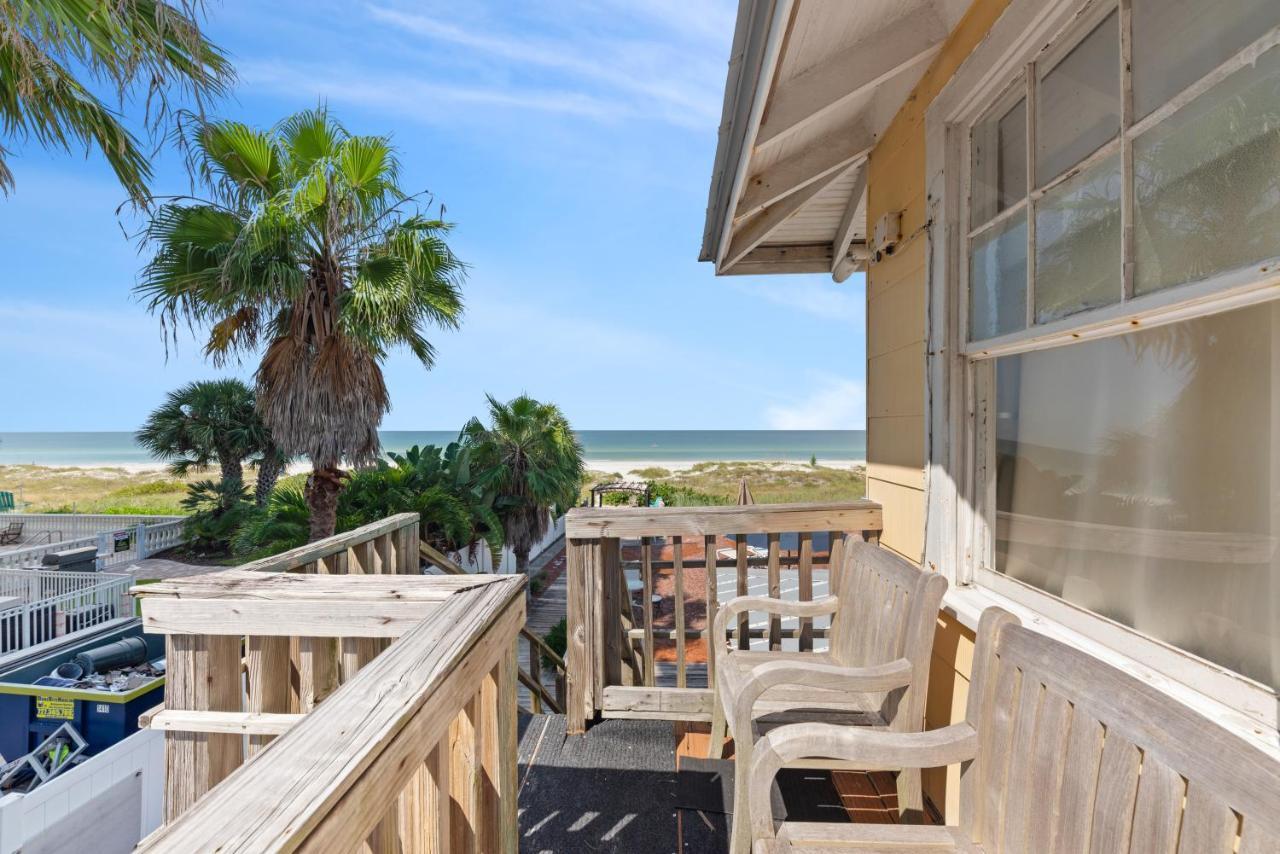 Sun N Fun Beachfront Vacation Rentals Indian Shores Exteriör bild